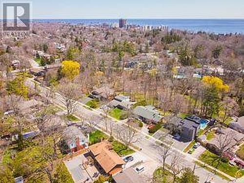 5008 Spruce Avenue, Burlington, ON - Outdoor With View