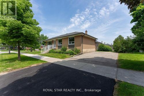 179 Wellesworth Drive, Toronto, ON - Outdoor