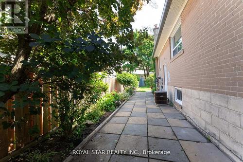 179 Wellesworth Drive, Toronto, ON - Outdoor