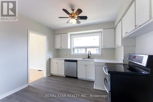 179 Wellesworth Drive, Toronto, ON - Indoor Photo Showing Kitchen