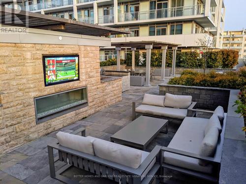 1013 - 55 Speers Road, Oakville, ON - Outdoor With Balcony