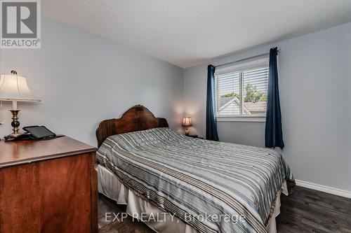 44 Warwick Court, Kitchener, ON - Indoor Photo Showing Bedroom