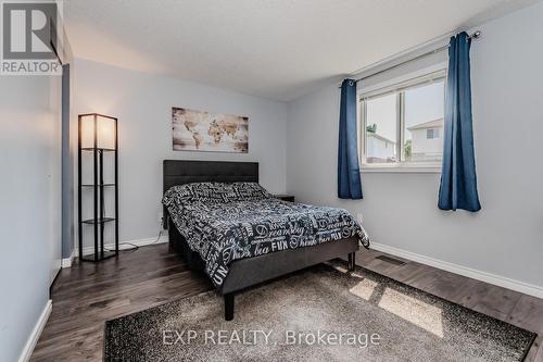 44 Warwick Court, Kitchener, ON - Indoor Photo Showing Bedroom