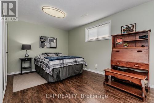 44 Warwick Court, Kitchener, ON - Indoor Photo Showing Bedroom