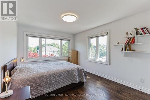 219 Moore Park Avenue, Toronto, ON - Indoor Photo Showing Bedroom