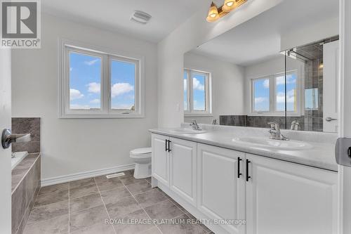 85 Brethet Heights, New Tecumseth, ON - Indoor Photo Showing Bathroom