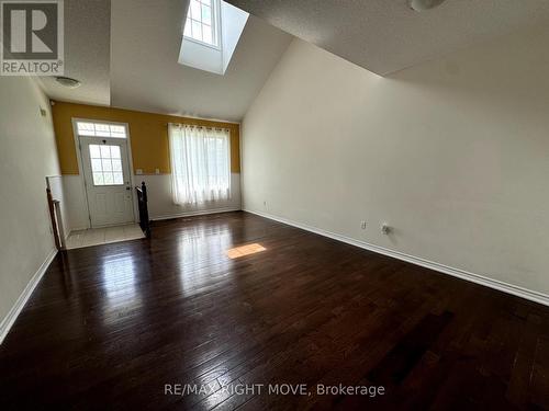 20 Providence Way, Wasaga Beach, ON - Indoor Photo Showing Other Room