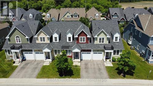 20 Providence Way, Wasaga Beach, ON - Outdoor With Facade