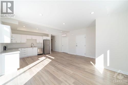 36 Main Street E, Almonte, ON - Indoor Photo Showing Kitchen