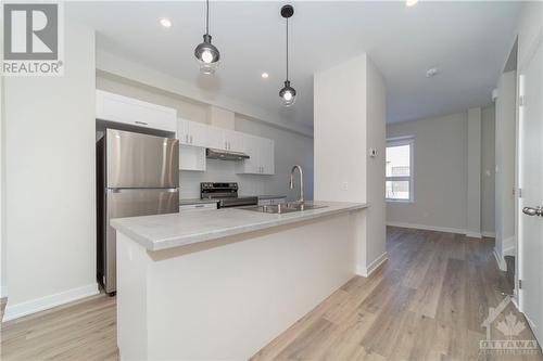 36 Main Street E, Almonte, ON - Indoor Photo Showing Kitchen With Upgraded Kitchen