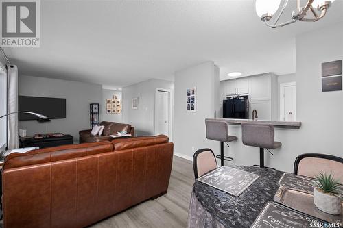 6 20 18Th Street W, Prince Albert, SK - Indoor