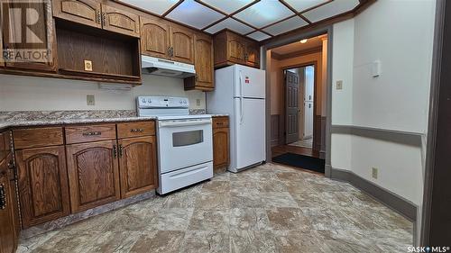 207 453 Walsh Trail, Swift Current, SK - Indoor Photo Showing Kitchen