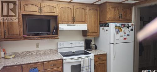 207 453 Walsh Trail, Swift Current, SK - Indoor Photo Showing Kitchen