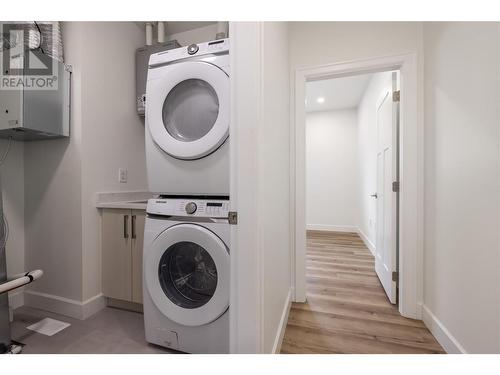 258 Bentgrass Avenue, Oliver, BC - Indoor Photo Showing Laundry Room