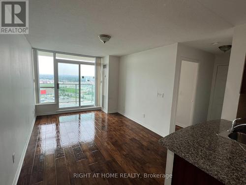 1911 - 4889 Kimbermount Avenue, Mississauga, ON - Indoor Photo Showing Other Room