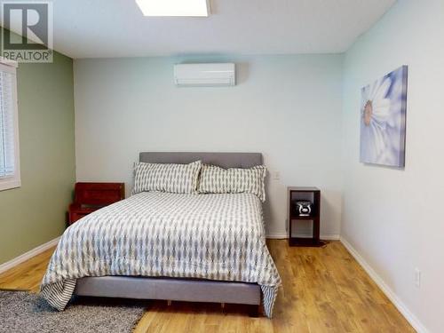 3437 Cariboo Ave, Powell River, BC - Indoor Photo Showing Bedroom