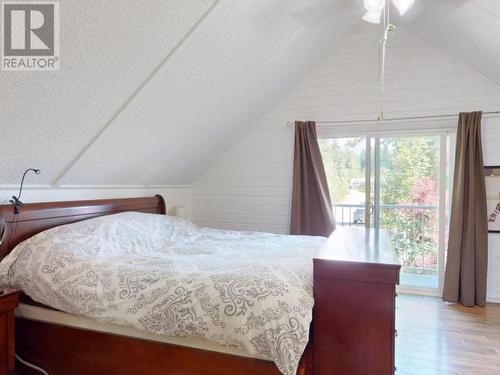 3437 Cariboo Ave, Powell River, BC - Indoor Photo Showing Bedroom