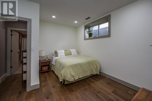 7707 Sarah Place, Prince George, BC - Indoor Photo Showing Bedroom