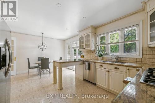 1572 Knareswood Drive, Mississauga, ON - Indoor Photo Showing Kitchen With Double Sink