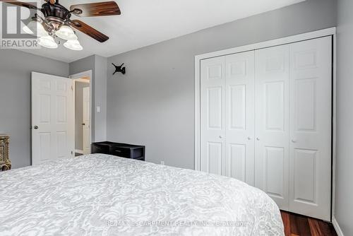 40 Queenslea Drive, Hamilton, ON - Indoor Photo Showing Bedroom