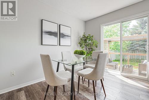 66 Raspberry Lane, Guelph, ON - Indoor Photo Showing Dining Room