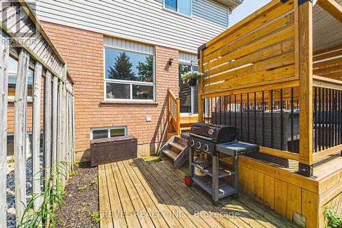 66 Raspberry Lane, Guelph, ON - Outdoor With Exterior