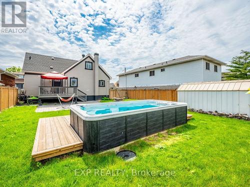 95 Edinburgh Avenue, Hamilton, ON - Outdoor With Deck Patio Veranda With Backyard With Exterior