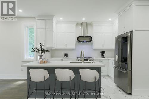 281 Warden Avenue, Toronto, ON - Indoor Photo Showing Kitchen With Stainless Steel Kitchen With Upgraded Kitchen