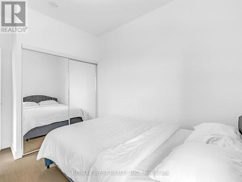 530 - 30 Shore Breeze Drive E, Toronto, ON - Indoor Photo Showing Bedroom