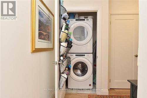 1807 - 500 Brock Avenue, Burlington, ON - Indoor Photo Showing Laundry Room