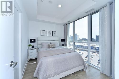 1212 - 128 Fairview Mall Drive, Toronto, ON - Indoor Photo Showing Bedroom