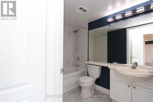 1109 - 188 Doris Avenue, Toronto, ON - Indoor Photo Showing Bathroom