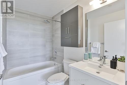 715 - 188 Fairview Mall Drive, Toronto, ON - Indoor Photo Showing Bathroom