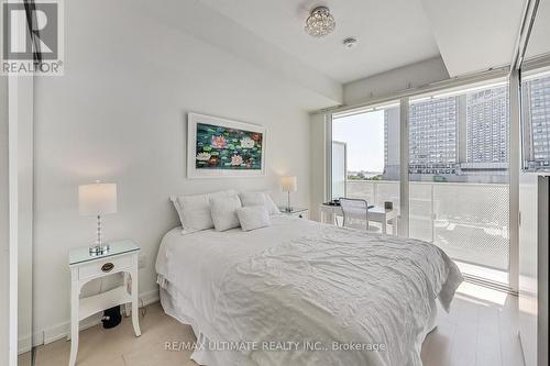 614 - 15 Queens Quay E, Toronto, ON - Indoor Photo Showing Bedroom