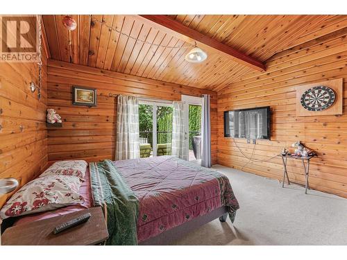 133 Snowsell Street, Kelowna, BC - Indoor Photo Showing Bedroom