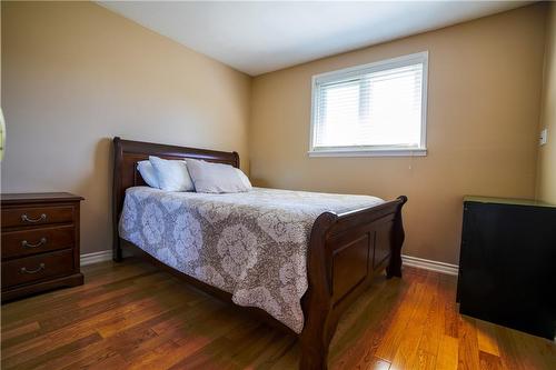 2155 Stir Crescent, Mississauga, ON - Indoor Photo Showing Bedroom