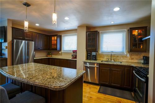 2155 Stir Crescent, Mississauga, ON - Indoor Photo Showing Kitchen