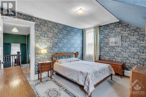 266 Sunnyside Avenue, Ottawa, ON - Indoor Photo Showing Bedroom