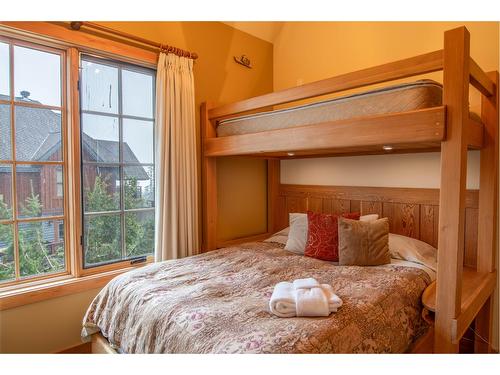 6 - 1595 Whitetooth Trail, Golden, BC - Indoor Photo Showing Bedroom