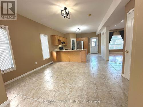 98 Shephard Avenue, New Tecumseth, ON - Indoor