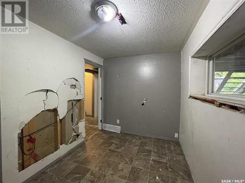 303 8Th Avenue E, Meadow Lake, SK - Indoor Photo Showing Other Room