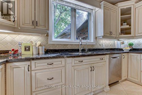 1990 Pelkey Road, London, ON - Indoor Photo Showing Kitchen With Double Sink