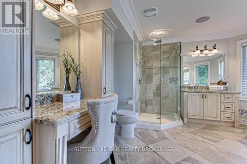 1990 Pelkey Road, London, ON - Indoor Photo Showing Bathroom