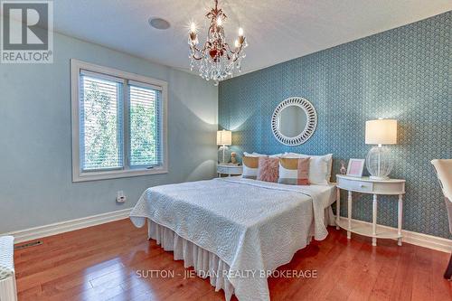 1990 Pelkey Road, London, ON - Indoor Photo Showing Bedroom