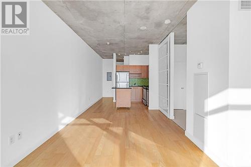 179 George Street Unit#907, Ottawa, ON - Indoor Photo Showing Kitchen