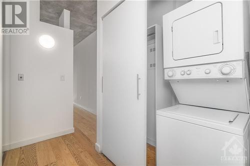 179 George Street Unit#907, Ottawa, ON - Indoor Photo Showing Laundry Room