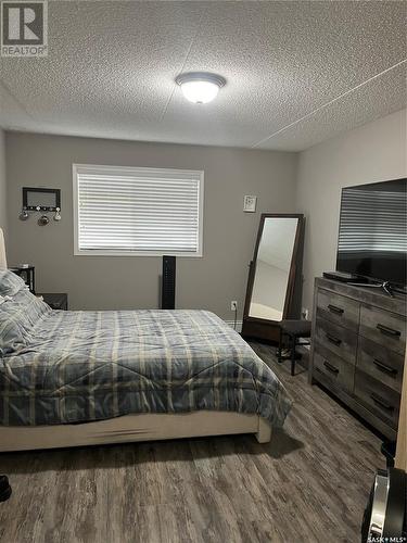 203 505 Bannerman Street, Weyburn, SK - Indoor Photo Showing Bedroom