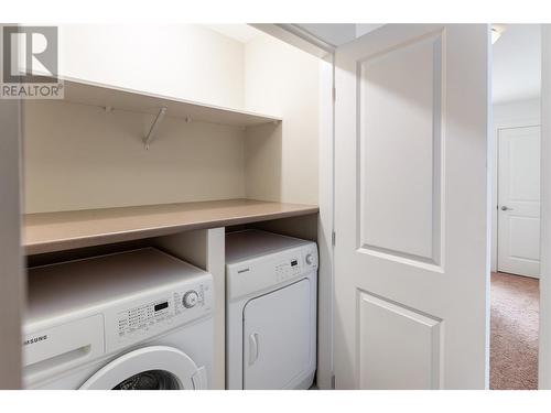 600 Boynton Place Unit# 75 Lot# 18, Kelowna, BC - Indoor Photo Showing Laundry Room