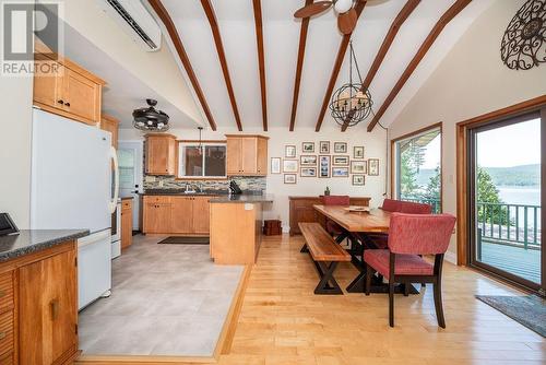 581 Rocky Point Lane, Deep River, ON - Indoor Photo Showing Dining Room