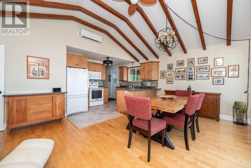 581 Rocky Point Lane, Deep River, ON - Indoor Photo Showing Dining Room